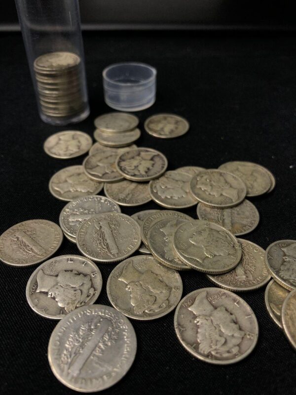 1 ROLL OF 90% SILVER MERCURY DIMES - $5 FACE VALUE  - Junk Silver Lot! - Image 2